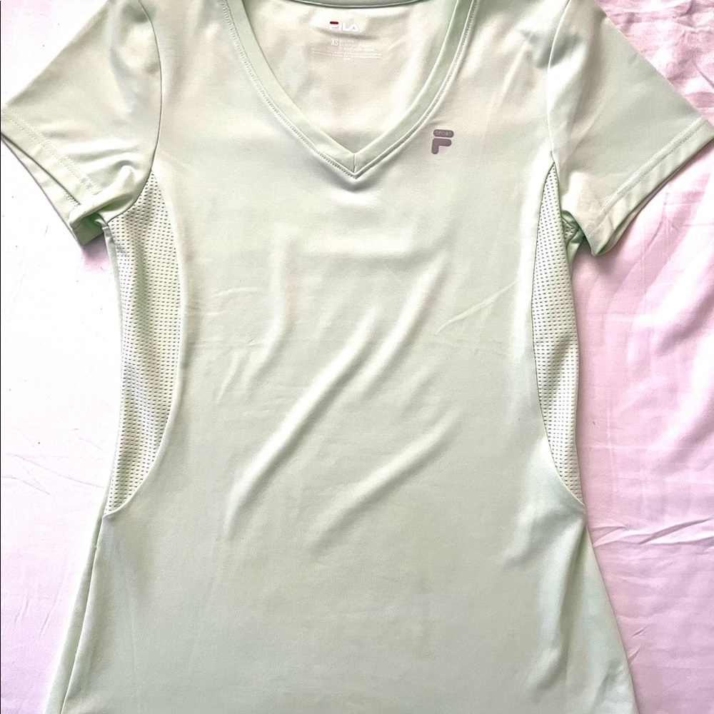 Athletic Top - Picture 3 of 4